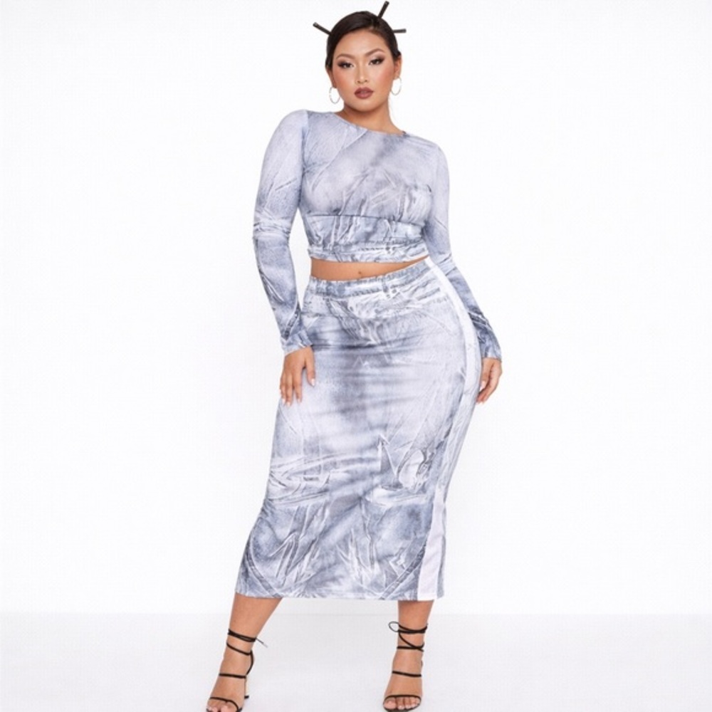 Pretty Little Thing Black & White Two Piece Matching Set Sz 10
